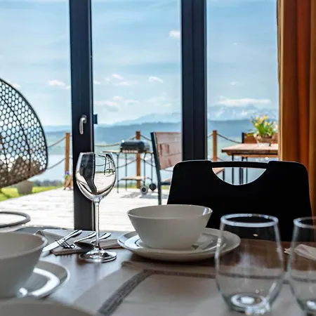 Holiday home U Chmielakow-huba Z Widokiem Na Jezioro Czorsztynskie Tatry Balia