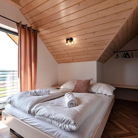 Holiday home U Chmielakow-huba Z Widokiem Na Jezioro Czorsztynskie Tatry Balia Huba